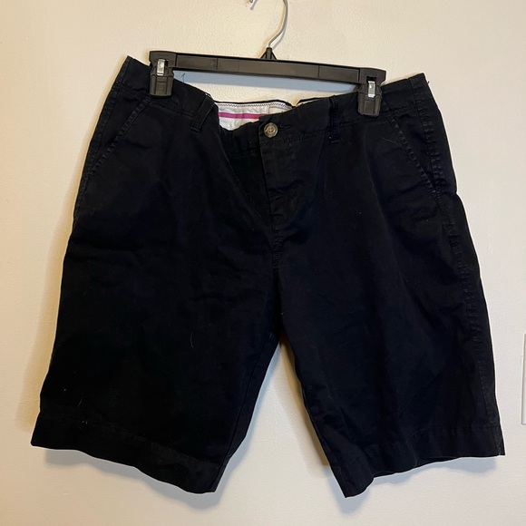 Old Navy Pants - 💛⚡️$4 flash sale ⚡️💛 Old Navy Women's Black Bermudas